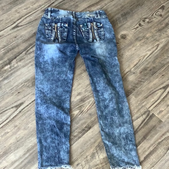 ✨Cute Jeans✨ - Picture 6 of 11